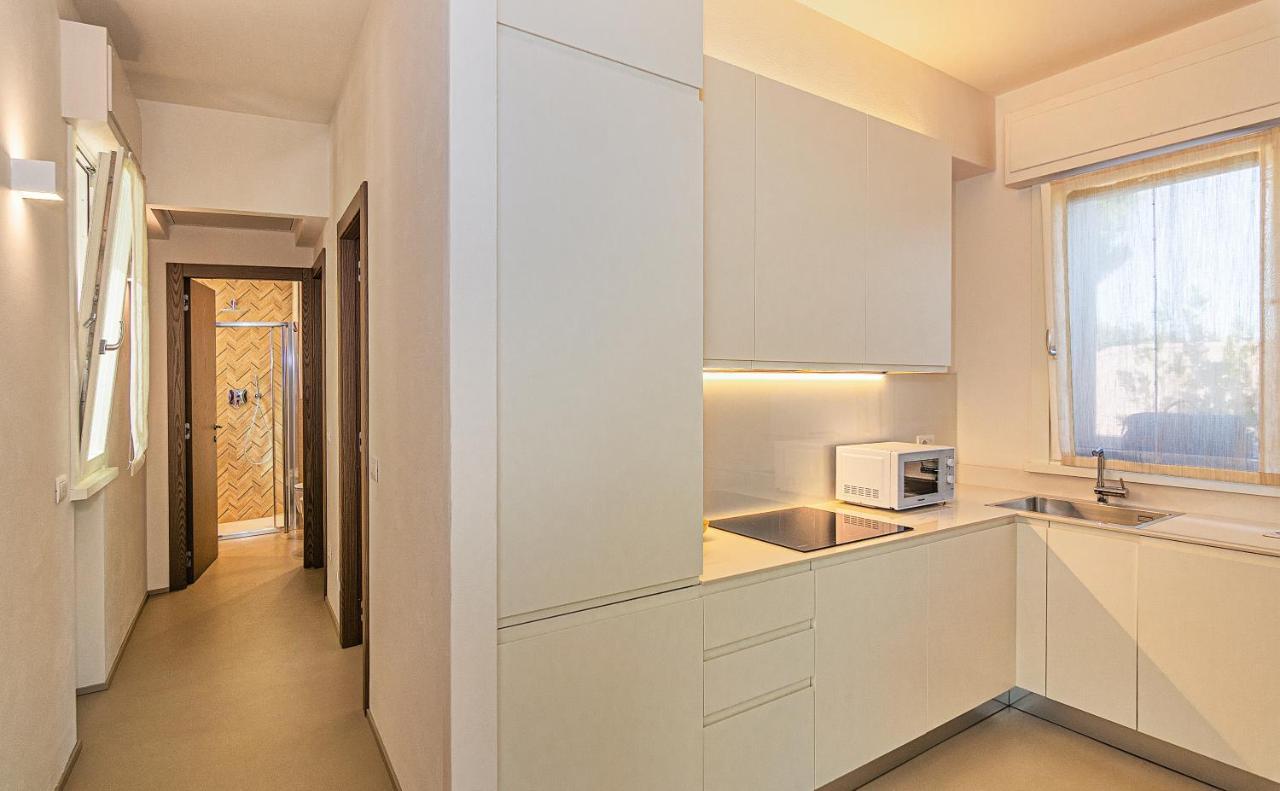 Sea Holidays Apartment マリーナ・ディ・ピエトラサンタ エクステリア 写真